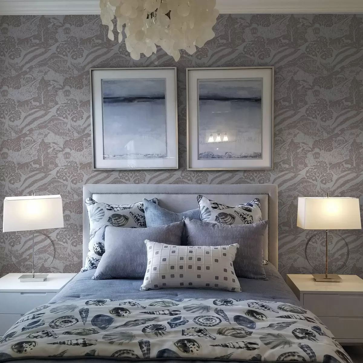 Ταπετσαρία Εικονογράφηση παραμυθιού παστέλ με ζώα και δέντρα a00172v1