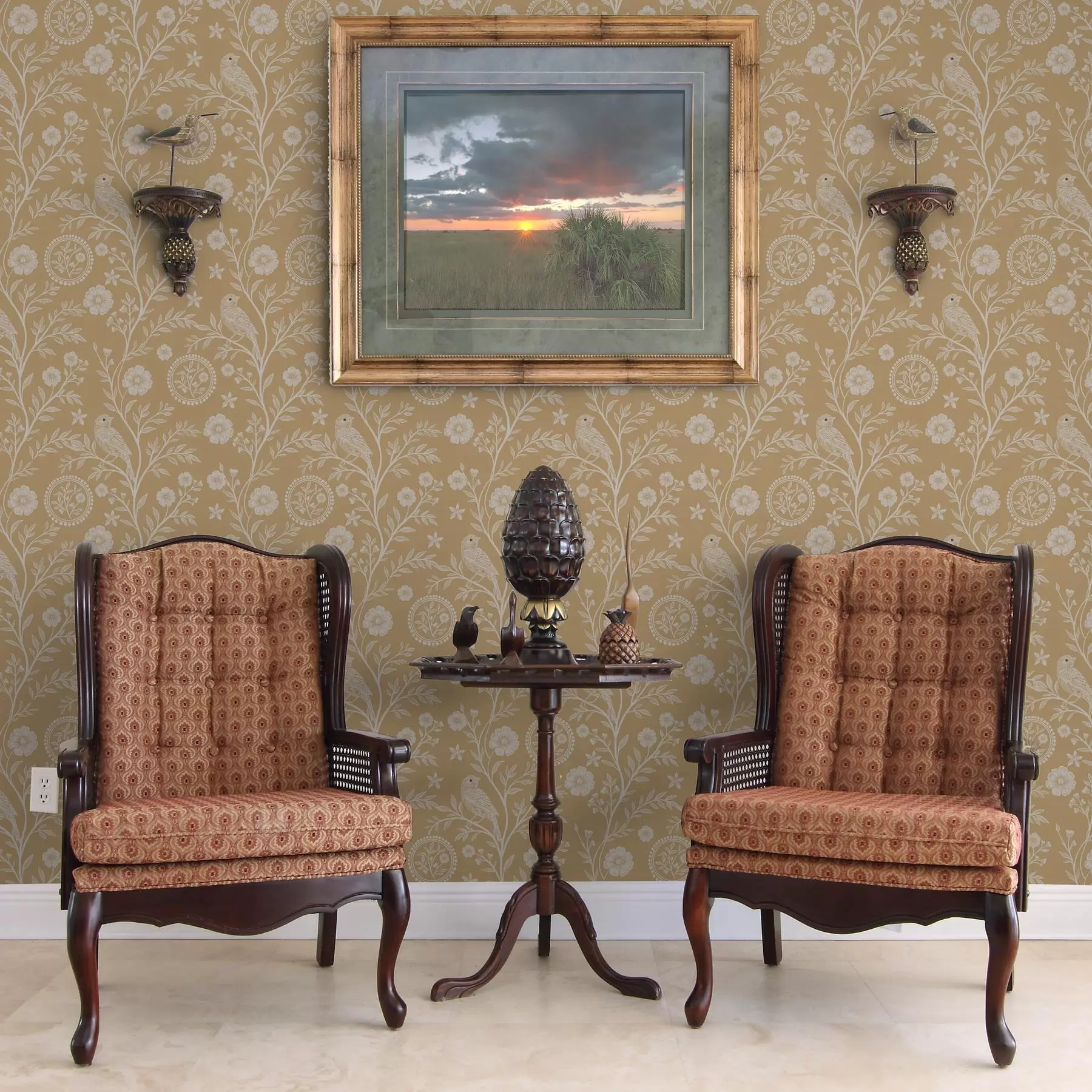 τοιχογραφίες Λεπτό σκίτσο λευκού πουλιού και λουλουδιού λευκό πουλί και λουλούδι σε φόντο ώχρας a00393