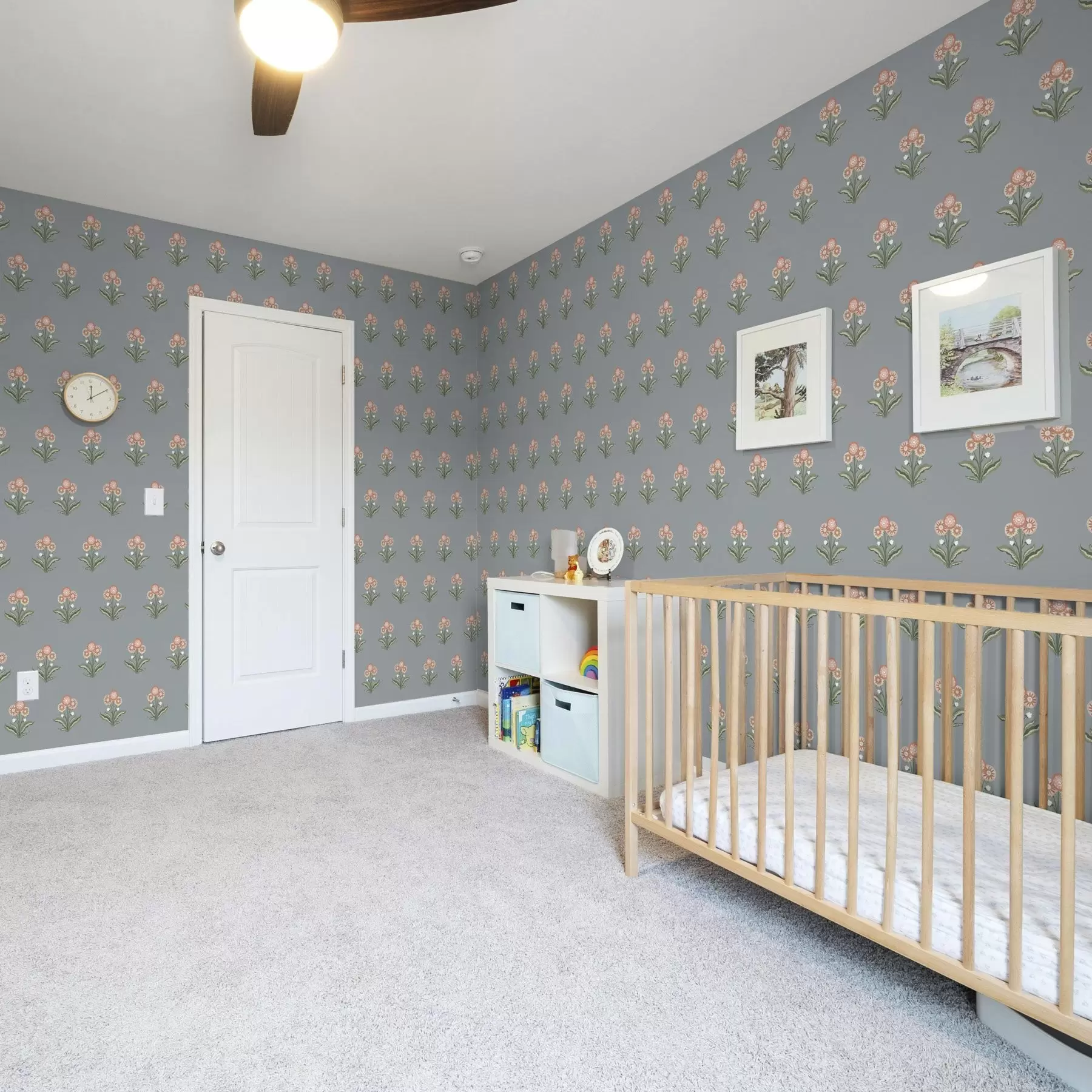 τοιχογραφίες Στυλιζαρισμένα λουλούδια σε γκρι-μπλε φόντο, ζεστή παλέτα a00494