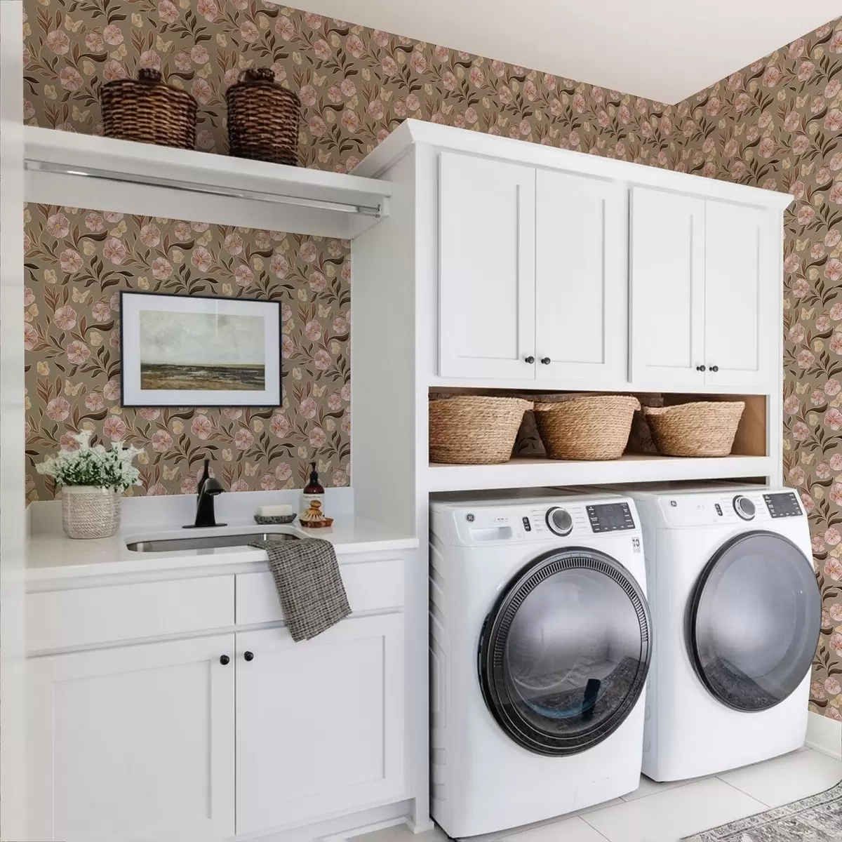 Ταπετσαρία Ροζ λουλούδια και πεταλούδες σε φόντο ελαιοκίτρινου χρώματος a00633v2