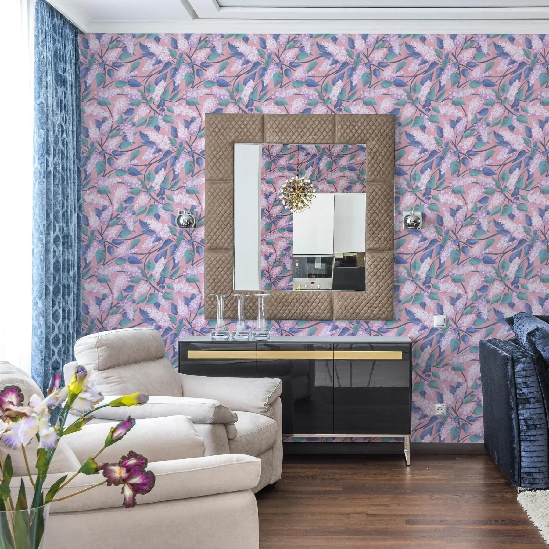 τοιχογραφίες Λεπτά λιλά λουλούδια σε ροζ φόντο, ανοιξιάτικη διάθεση a00797