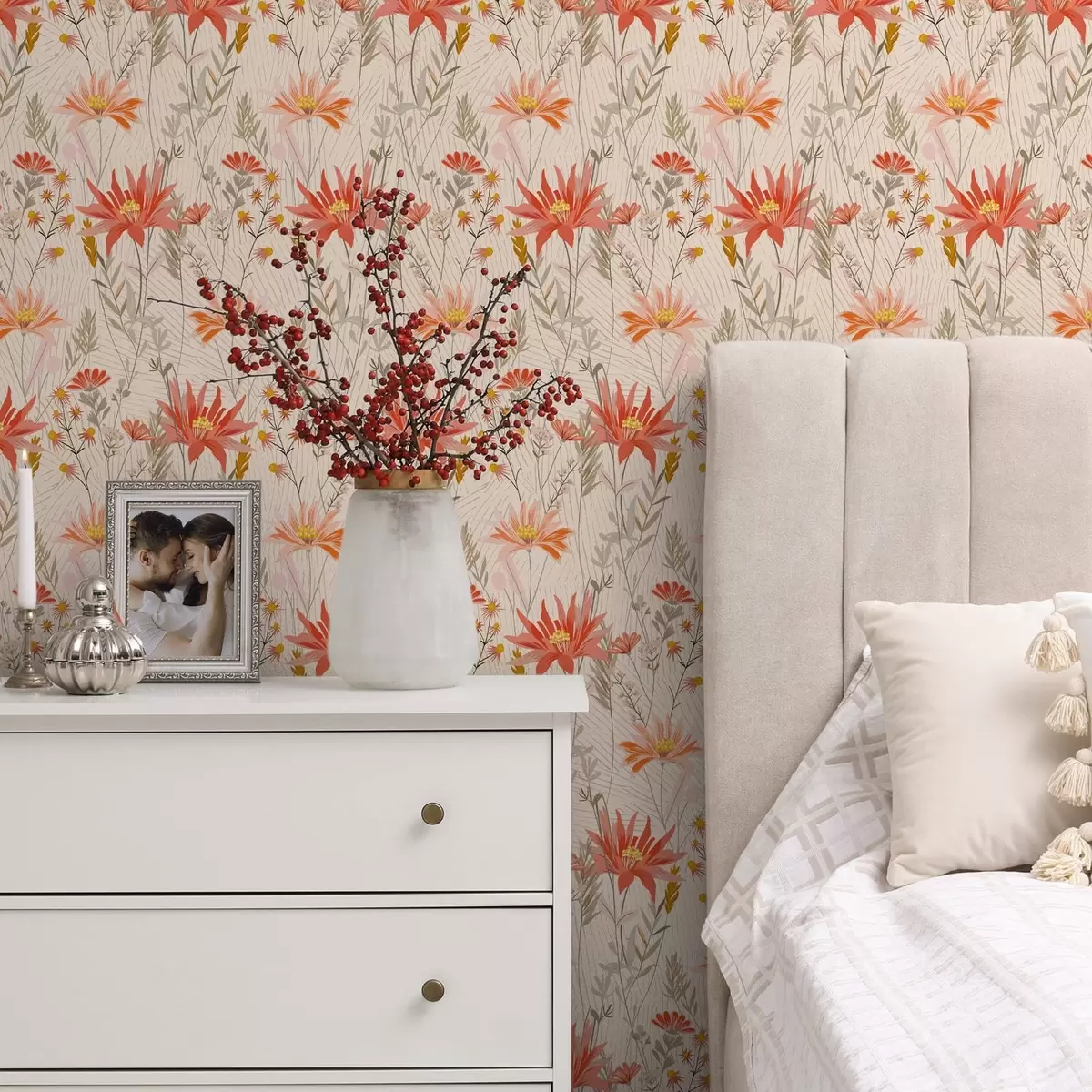 Ταπετσαρία Αγριολούλουδα σε ζεστούς τόνους σε μπεζ φόντο a00751