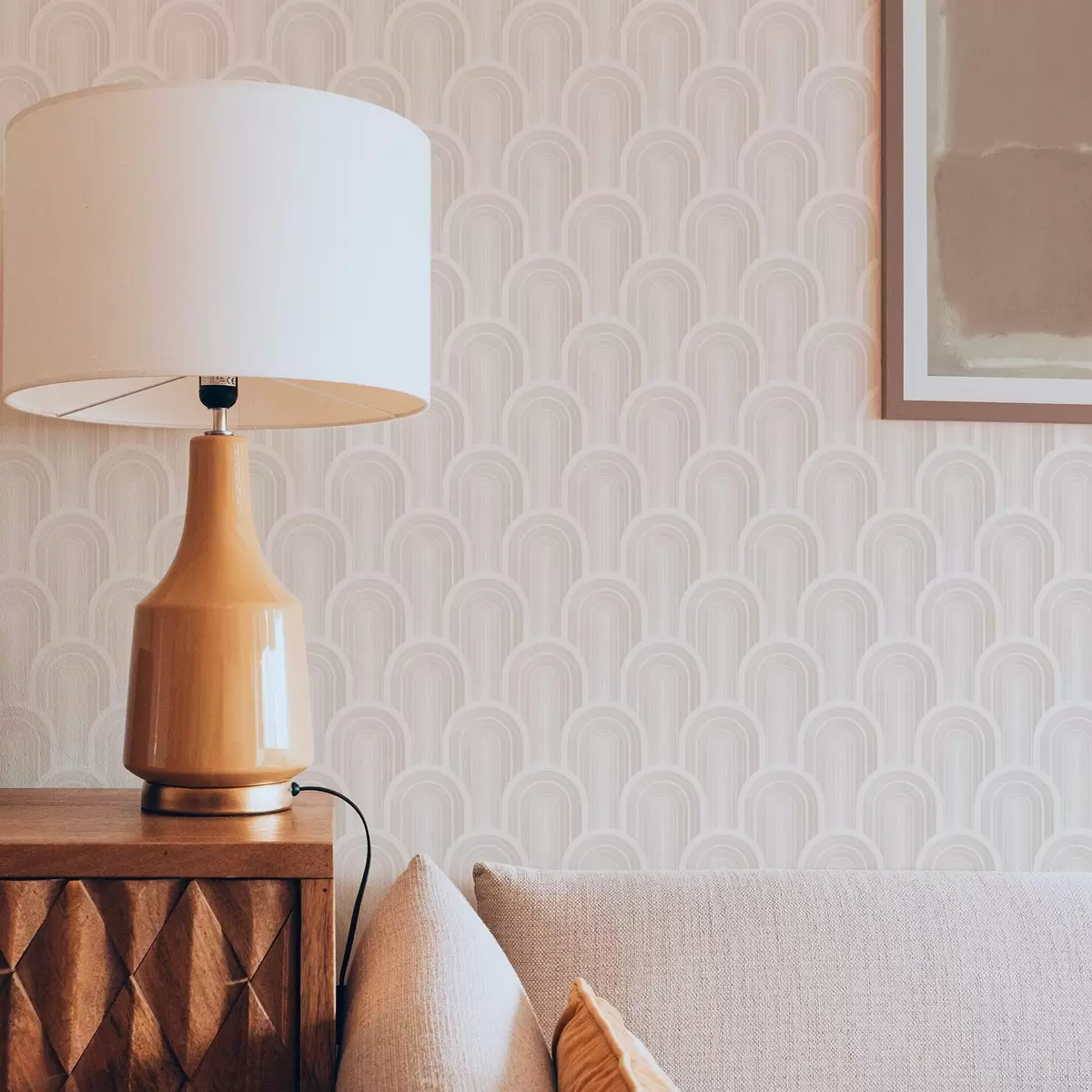 Ταπετσαρία Μικρά τοξωτά στοιχεία σε ζεστές αποχρώσεις κρεμ-μπεζ a00924