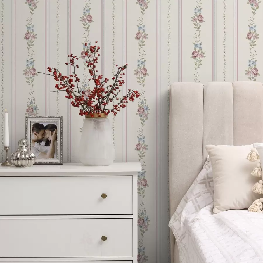 τοιχογραφίες Λουλούδι με ρίγες σε απαλά χρώματα a01130